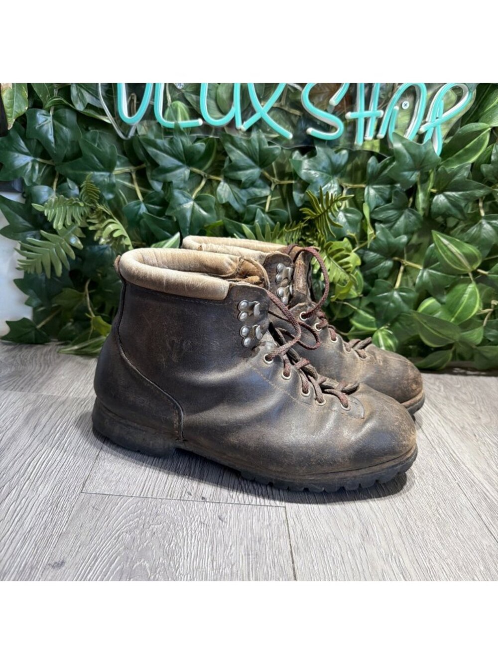 Vintage Vasque Hiking Boots Size 8.5 Women Made In Italy